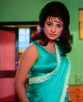 Know About The Actress Saira Banu and her fashion