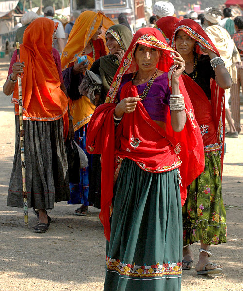 Women in Rajasthani Clothing