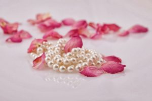 Pearly Work Pearly Love (Source: Pinterest)