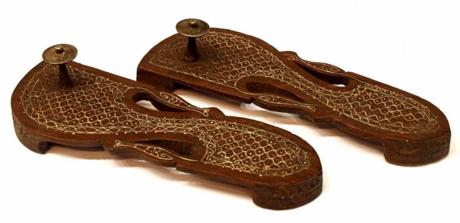 leather khadau chappal
